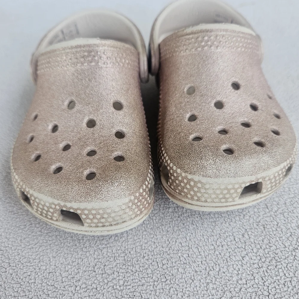 Crocs Classic Clog Toddler SZ 7 Slip-On Sparkle Glitter Beige Water Shoes